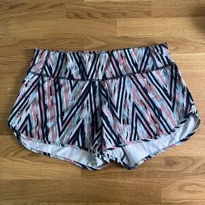 SmartWool Merino Sport Lined Shorts Women's XS Canyon Rose Zig Zag Print